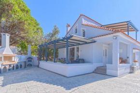 Lefkathia Beach Villa - Gated Beach-Front Private Villa at Lefkathia Beach, Chios!